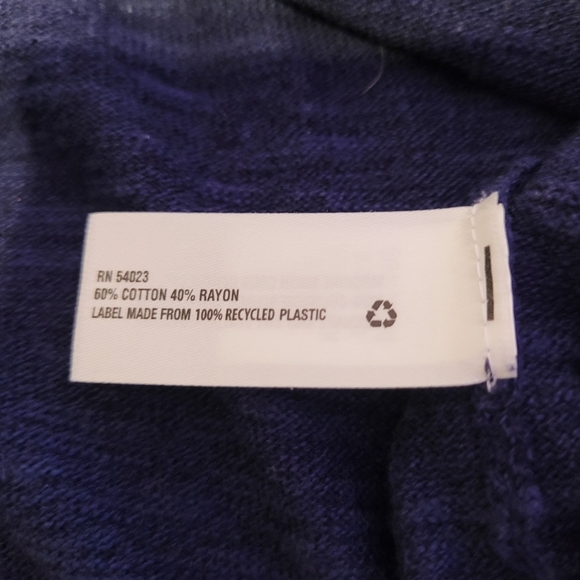 Gap sweater bundle - Picture 3 of 16